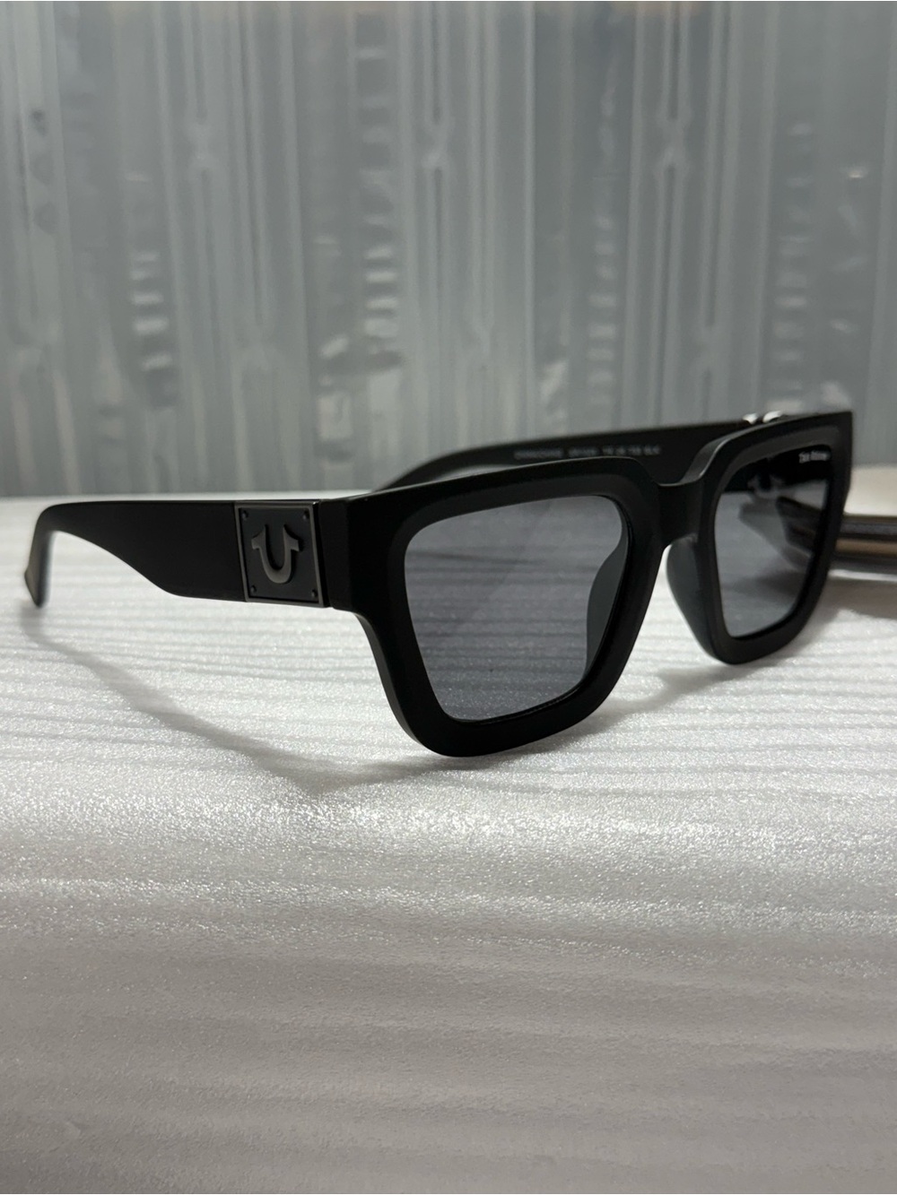 True Religion SR1025 Unisex Black Square Sunglasses Horseshoe Logo NWT